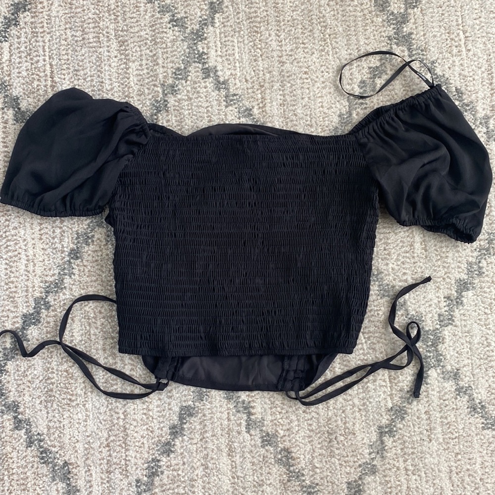 Black Ruched Top - Picture 2 of 3